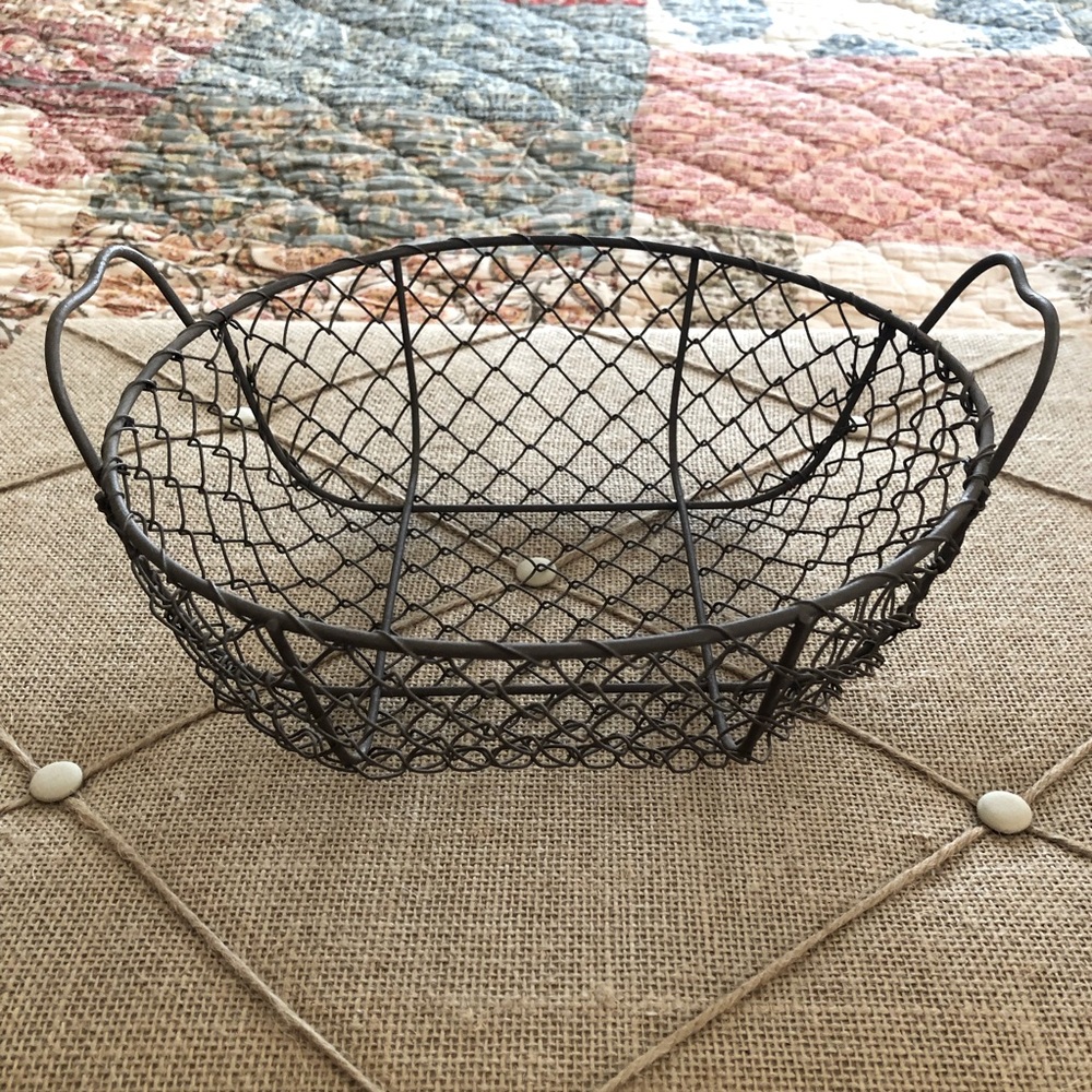 Rustic Wire Egg Basket